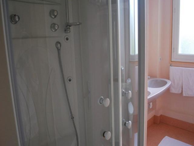 Logis Hotel & Restaurant - Le Normandie Кодбек-ан-Ко Номер фото