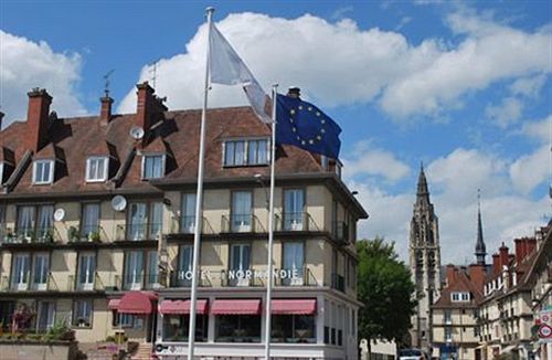 Logis Hotel & Restaurant - Le Normandie Кодбек-ан-Ко Экстерьер фото